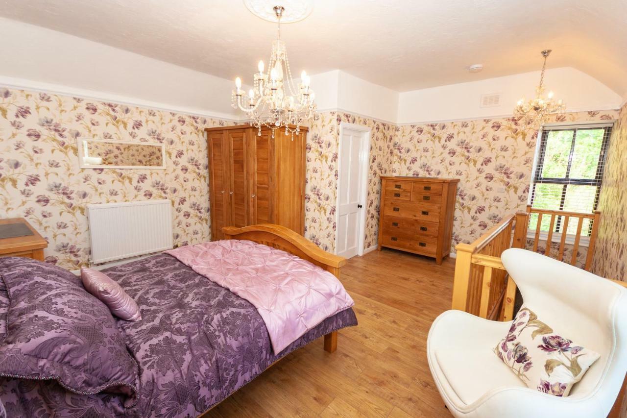 Bodafon Hall Cottages Лландидно Екстер'єр фото